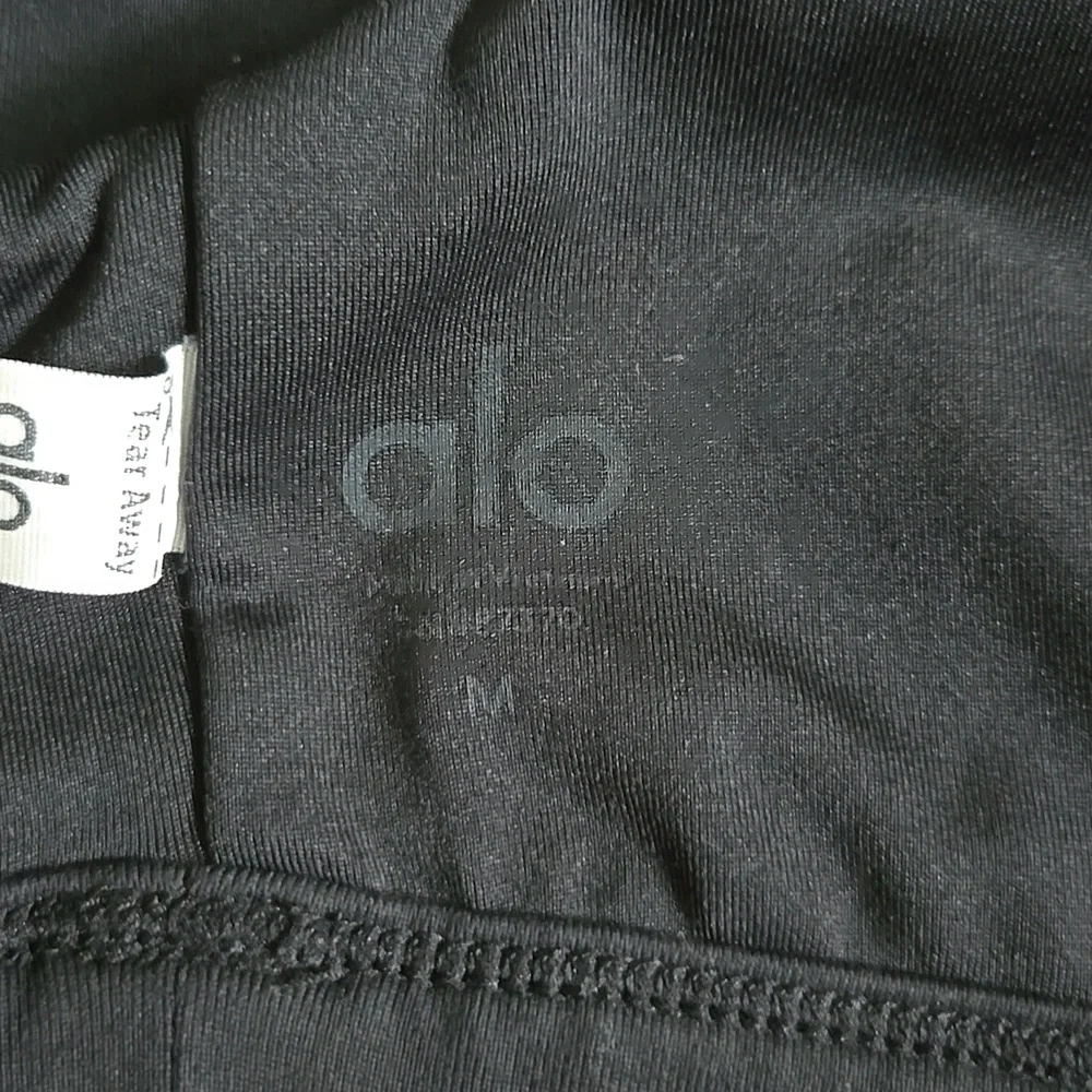 ALO Yoga United Long Line Bra, Black, Size Medium - Picture 3 of 4